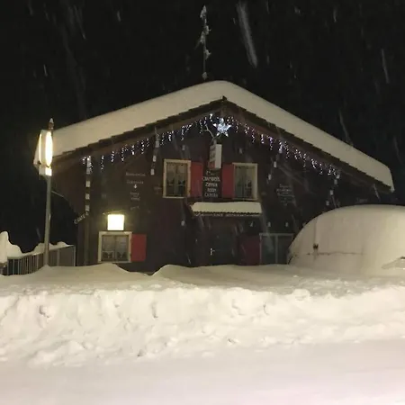 Restaurant Les Aiguilles Rouges Inn Heremence