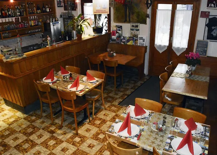 Restaurant Les Aiguilles Rouges Inn